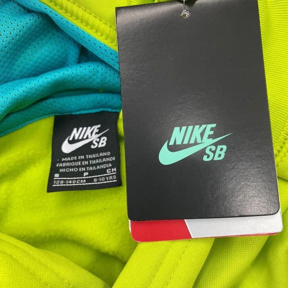 NIKE SB BOYS THERMA-FIT PULL OVER HOODIE SM NWT‎